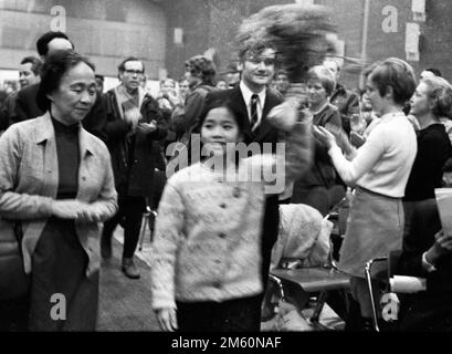 Das Massaker des US-Militärs in My Lai (Vietnam) im Jahr 1968 führte zu einer weltweiten Empörung, auch in Deutschland. Einer der wenigen Überlebenden war Vo Thi Stockfoto