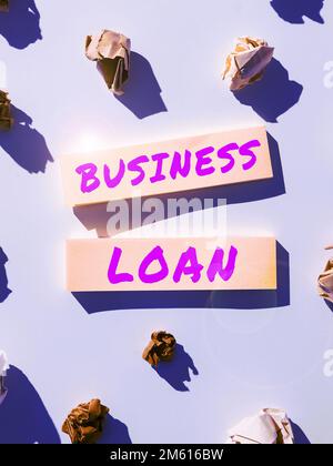 Konzeptionelle Darstellung des Geschäftskredits. Internet-Konzept Kredithypothek Finanzielle Unterstützung Barvorschüsse Schulden Stockfoto