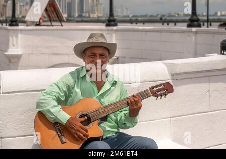 Gitarrenspieler, Panama City, Panama Stockfoto