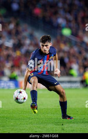 BARCELONA – Okt 13: Pedri in Aktion während des Champions League-Spiels zwischen dem FC Barcelona und dem FC Internazionale im Spotify Camp Nou Stadium auf OC Stockfoto