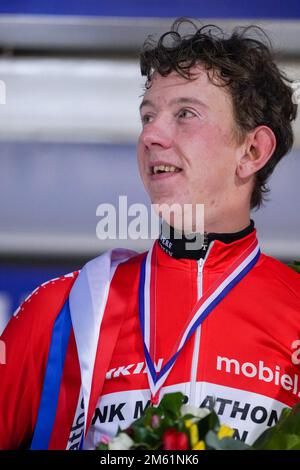 AMSTERDAM, NIEDERLANDE - JANUAR 1: Evert Hoolwerf von Team Reggeborgh während der National Championships Marathon Speed Skating im Jaap Eden IJsbaan am 1. Januar 2023 in Amsterdam, Niederlande (Foto von Andre Weening/Orange Pictures) Stockfoto