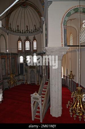 Die Zeyrek-Moschee befindet sich in Istanbul, der Türkei, und ist eine antike byzantinische Kirche. Nach der Eroberung von Istanbul wurde es in eine Moschee umgewandelt. Stockfoto