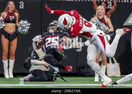 Arizona Cardinals linebacker Isaiah Simmons (9) reacts during an NFL  football game against the San Francisco 49ers, Sunday, Jan.8, 2023, in  Santa Clara, Calif. (AP Photo/Scot Tucker Stock Photo - Alamy