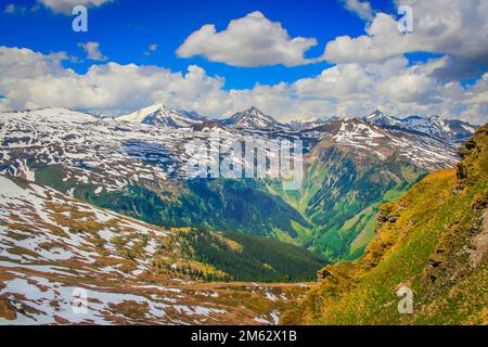 Tirol-Stubnerkogel-alpen über Bad Gastein und hohe Tauern-Range, Österreich Stockfoto