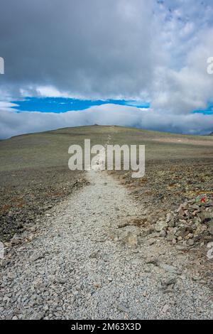 Der Wanderweg über den Besseggen Ridge im Jotunheimen-Nationalpark Stockfoto