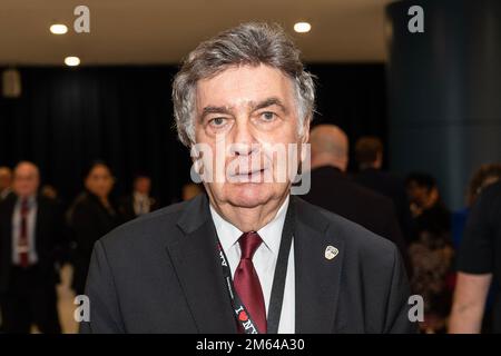 1. Januar 2023, Albany, New York, USA: Rabbi Joseph Potasnik nimmt an der Einweihungszeremonie für New Yorker Beamte im Empire State Plaza Convention Center in Albany Teil. Gouverneur Kathy Hochul wurde als erste weibliche Gouverneurin des Staates New York für die volle Amtszeit vereidigt. (Kreditbild: © Fotograf Lev Radin/Pacific Press via ZUMA Press Wire) Stockfoto