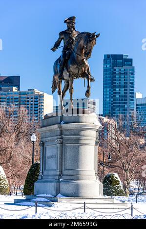 Boston Park und George Washington Statue. Massachusetts, USA. Stockfoto