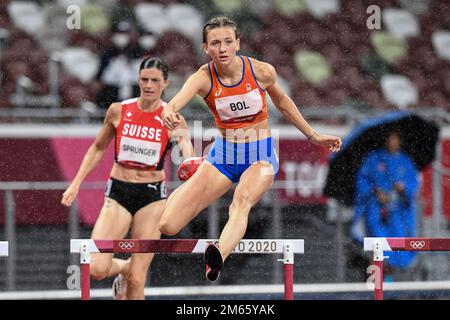 Femke Bol (NED) nimmt bei den Olympischen Sommerspielen 2020 (2021) in Tokio, Japan, am 400-Meter-Hürdenspiel der Frauen Teil Stockfoto