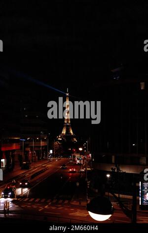 Der Eiffelturm in Paris vom Trocadero aus gesehen Stockfoto
