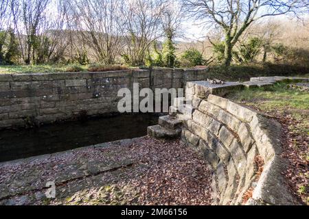 Großbritannien, England, Devonshire. Stover Canal Graving Dock Lock auf dem Templer Way nahe Teigngrace und Newton Abbot. Stockfoto