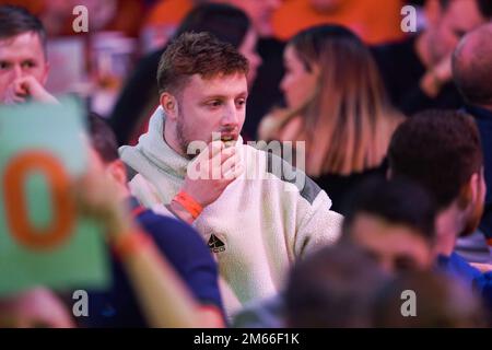 YouTuber Harry Lewis, der im unter dem Namen wroetoshaw