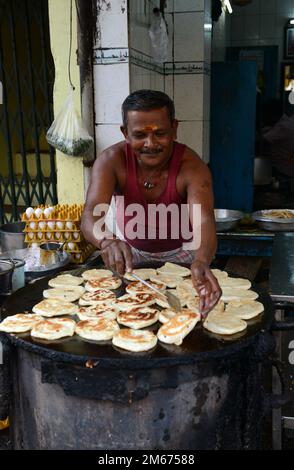 Roti/Paratha-Brot in einem kleinen Restaurant in Madurai, Tamil Nadu, Indien. Stockfoto