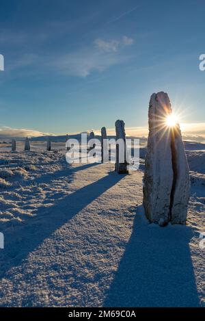 Der Ring des neolithischen Brodgar-Hähnchens im Winter, Orkney Isles Stockfoto