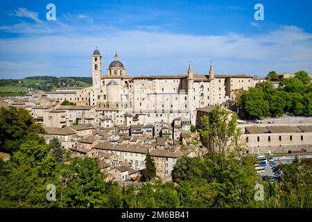 Blick auf die Stadt Urbino, Italien Stockfoto