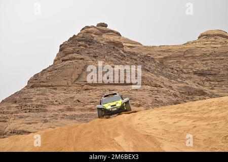 237 TIAN Po (chn), DU Xuanyi (chn), HANWEI Motorsport Team, SMG, Auto, FIA W2RC, Action during the Stage 3 of the Dakar 2023 between Al-'Ula and Hail, am 3. Januar 2023 in Hail, Saudi-Arabien - Foto: Gigi Soldano /DPPI/LiveMedia Stockfoto