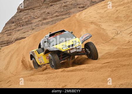 237 TIAN Po (chn), DU Xuanyi (chn), HANWEI Motorsport Team, SMG, Auto, FIA W2RC, Action during the Stage 3 of the Dakar 2023 between Al-'Ula and Hail, am 3. Januar 2023 in Hail, Saudi-Arabien - Foto: Gigi Soldano /DPPI/LiveMedia Stockfoto