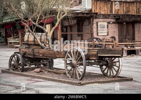 Alter Holzwaggon in der Geisterstadt Calico im San Bernardino County, USA Stockfoto