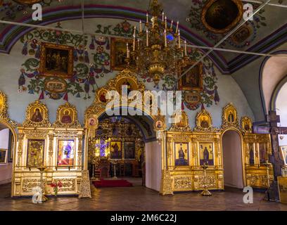 Innenraum in der Peter-und-Paul-Kathedrale in Kasan, Republik Tatarstan, Russland Stockfoto