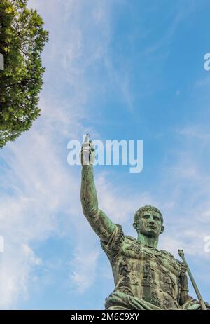 Bronzestatue des römischen Kaisers augustus Stockfoto