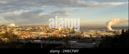 Panoramablick Tacoma Washington Puget Sound Commencement Bay Seaport Stockfoto