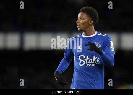 Liverpool, Großbritannien. 03. Januar 2023. Demarai Gray #11 of Everton während des Premier League-Spiels Everton gegen Brighton und Hove Albion im Goodison Park, Liverpool, Großbritannien, 3. Januar 2023 (Foto von Phil Bryan/News Images) in Liverpool, Großbritannien, am 1./3. Januar 2023. (Foto: Phil Bryan/News Images/Sipa USA) Guthaben: SIPA USA/Alamy Live News Stockfoto