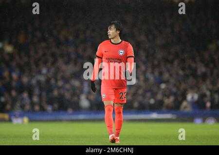 Kaoru Mitoma #22 von Brighton & Hove Albion während des Premier League-Spiels Everton gegen Brighton und Hove Albion im Goodison Park, Liverpool, Großbritannien, 3. Januar 2023 (Foto von Phil Bryan/News Images) Stockfoto