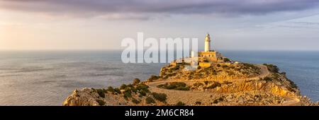 Mallorca Cap Formentor Landschaft Natur Leuchtturm Meer Panorama Text Free Space Copyspace Balearic Islands Reise Spanien Stockfoto