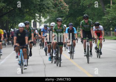 An einem regnerischen Wochenende findet der Gateway Cup 2022 statt, der von drei Tagen Regen geplagt wird. Stockfoto