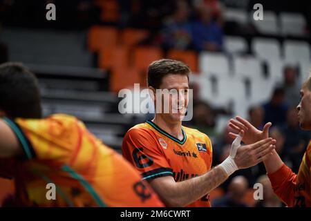 Valencia, Spanien. 03. Januar 2023. Xabi Lopez Arostegui von Valencia Korb gesehen während der Liga Endesa J14 in der Sporthalle Fuente de San Luis. Valencia Basket 92:86 Carplus Fuenla Credit: SOPA Images Limited/Alamy Live News Stockfoto