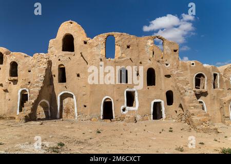 Kornspeicher eines Berberdorfs, auch bekannt als Sksar. Ksar Jlidet, Tunesien Stockfoto