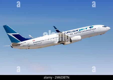 WestJet Boeing 737-800 Flugzeug Stockfoto