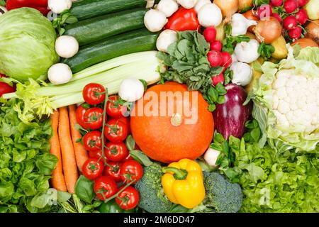 Gemüsesammlung Lebensmittel Hintergrund Tomaten Karotten Kartoffeln frisches Gemüse Stockfoto