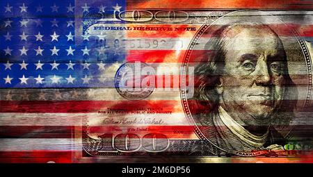 US-Flagge mit US-Dollar auf einer Holzoberfläche Stockfoto