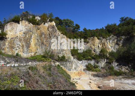 Kaolin-Steinbruch Izumiyama in Arita, Kyushu Island. Der erste Standort, der in Japan für Kaolin entdeckt wurde, den Rohstoff für die Herstellung von Porzellanerde. Stockfoto