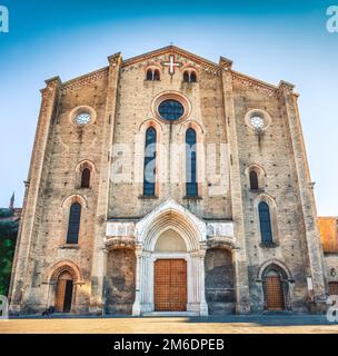 Bologna Örtliche Sehenswürdigkeiten der Region Emilia Romagna, Italien - Basilika von San Francesco Stockfoto