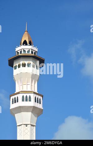 Moschee Baitul Izzah Tarakan, Indonesien Stockfoto