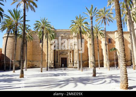 Kathedrale von Almería / Catedral de la Encarnación de Almería. Römisch-katholische Kathedrale in Almería Andalusien Spanien Stockfoto