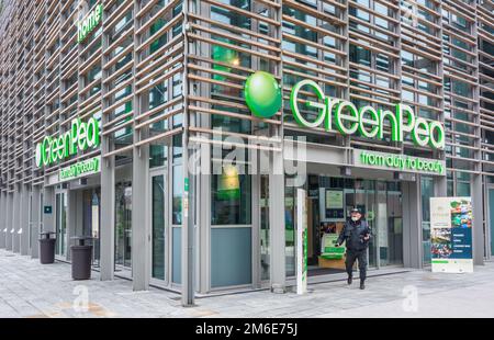 Green Pea-Gebäude der Stadt Turin - Green Pea ist das dritte Projekt der Familie Farinetti nach Uniero und Eataly - Turin, Piemont, Italien. Stockfoto