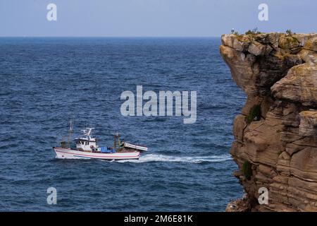 Peniche, Portugal - Felsformationen im Atlantik Stockfoto