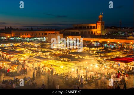 Djemaa el-Fna, Square und Markt Platz in Marrakesch, Marokko Stockfoto