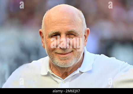 Stuttgart, Deutschland. 14. Mai 2022. ARCHIVFOTO: Dieter Hoeness feiert seinen 70. Geburtstag am 7. Januar 2023, Dieter HOENESS (ehemaliger Fußballprofi), Einzelbild, abgeschnittenes Einzelmotiv, Porträt, Porträt, Porträt. Fußball 1. Bundesliga Staffel 2021/2022, 34. Spieltag, matchday34. VFB Stuttgart-1.FC Köln 2-1, am 05/14/2022, Mercedes Benz Arena Stuttgart Â Guthaben: dpa/Alamy Live News Stockfoto