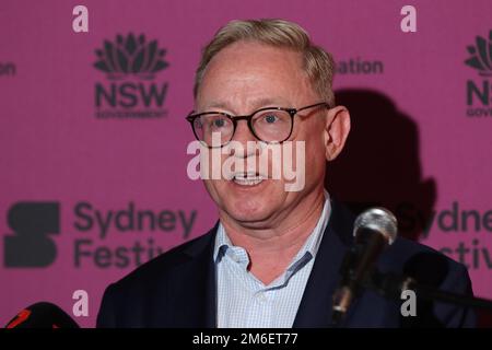 Sydney, Australien. 4. Januar 2023 Sydney Festival startet Medienkonferenz im Cutaway, Barangaroo. Im Bild: Minister für Tourismus und Kunst Ben Franklin. Kredit: Richard Milnes/Alamy Live News Stockfoto