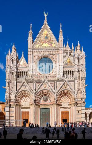 Duomo di Siena Fassade - schöne gotische Kirche - Siena, Toskana, Italien Stockfoto