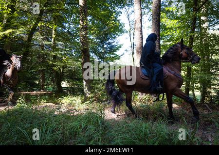 Dementoren auf dem Pferderücken bei einer Harry-Potter-Aktivität entlang der Abreschviller-Bahn Stockfoto