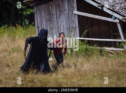 Dementoren auf dem Pferderücken bei einer Harry-Potter-Aktivität entlang der Abreschviller-Bahn Stockfoto