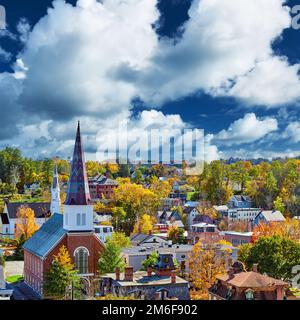 Skyline der Stadt Montpelier im Herbst, Vermont, USA Stockfoto