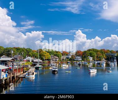 Fischerboote angedockt in Perkins Cove, Maine, USA Stockfoto