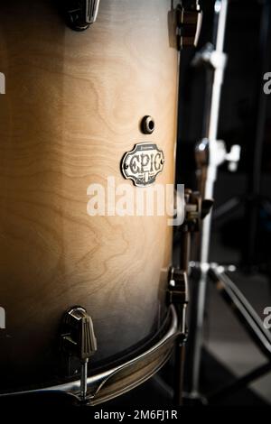 Idles Drummer Jon Beavis' Trikot, fotografiert in Factory Studios, Bristol. Stockfoto