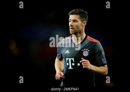 Xabi Alonso von Bayern München - Arsenal gegen Bayern München, UEFA Champions League - Runde der 16. Etappe, Emirates Stadium, London - 7. März 2017. Stockfoto