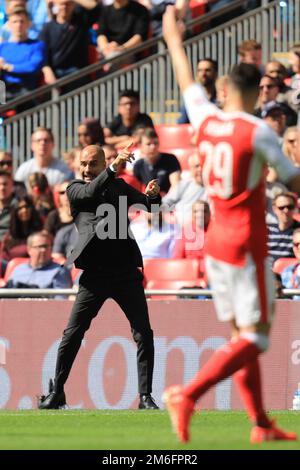 Manchester City Manager Josep Guardiola - Arsenal gegen Manchester City, das Emirates FA Cup Semi Final, Wembley Stadium, London - 23. April 2017. Stockfoto